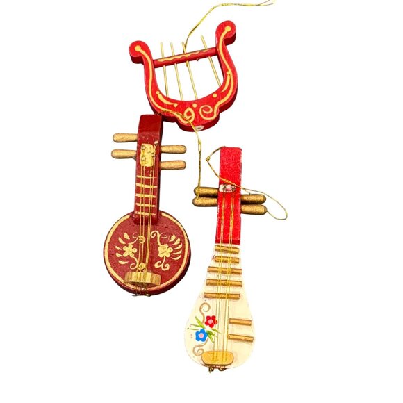 7-Piece Set Of Musical Instrument & Note-Themed Christmas Ornaments - Picture 6 of 6